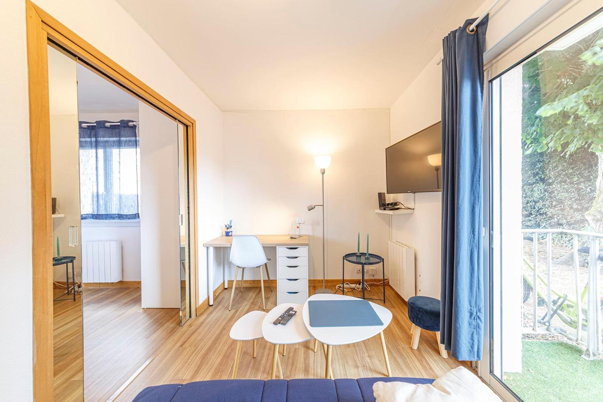 Apartament Le Renoir - T2 Au Calme Quartier Doutre Angers Zewnętrze zdjęcie